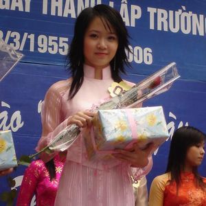 Meet your Posher, Linh